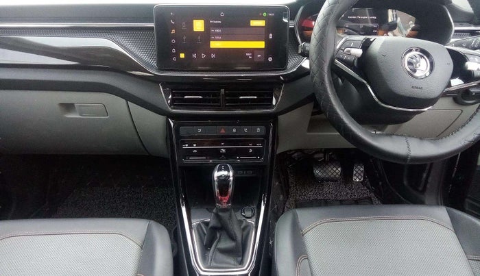 2023 Skoda KUSHAQ STYLE 1.0L TSI AT, Petrol, Automatic, 13,396 km, Air Conditioner