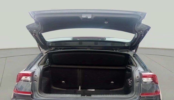 2023 Skoda KUSHAQ STYLE 1.0L TSI AT, Petrol, Automatic, 13,396 km, Boot Door Open