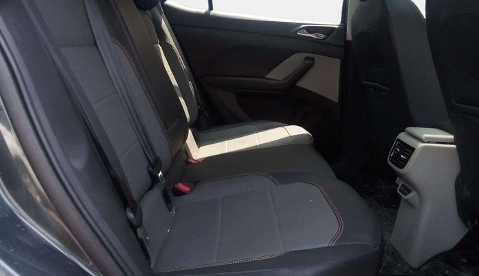 2023 Skoda KUSHAQ STYLE 1.0L TSI AT, Petrol, Automatic, 13,396 km, Right Side Rear Door Cabin