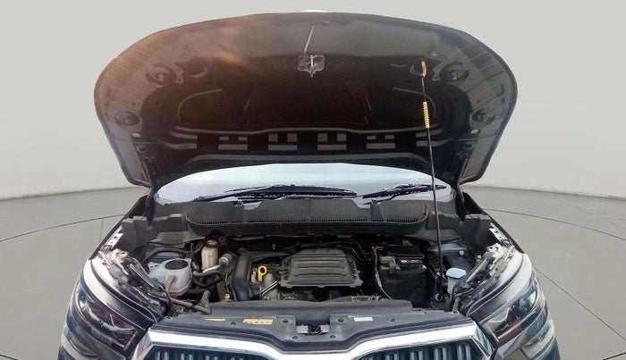2023 Skoda KUSHAQ STYLE 1.0L TSI AT, Petrol, Automatic, 13,396 km, Open Bonet