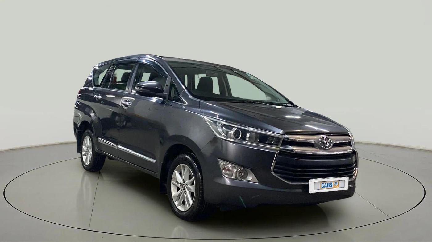 2017 Toyota Innova Crysta 2.4 VX 7 STR, Diesel, Manual, 52,086 km, SRP
