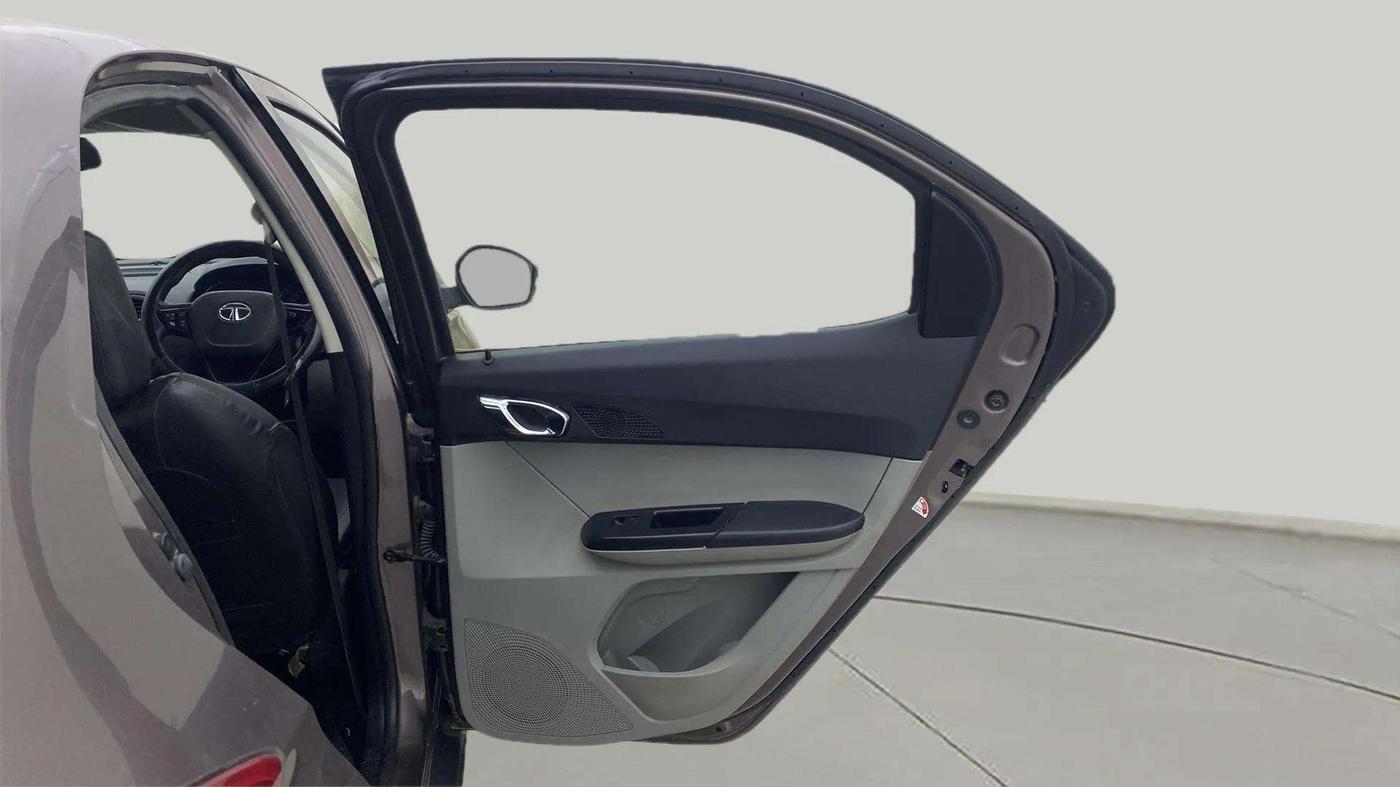 2019 Tata Tiago XZ PLUS PETROL, Petrol, Manual, 36,579 km, RHS Rear Door