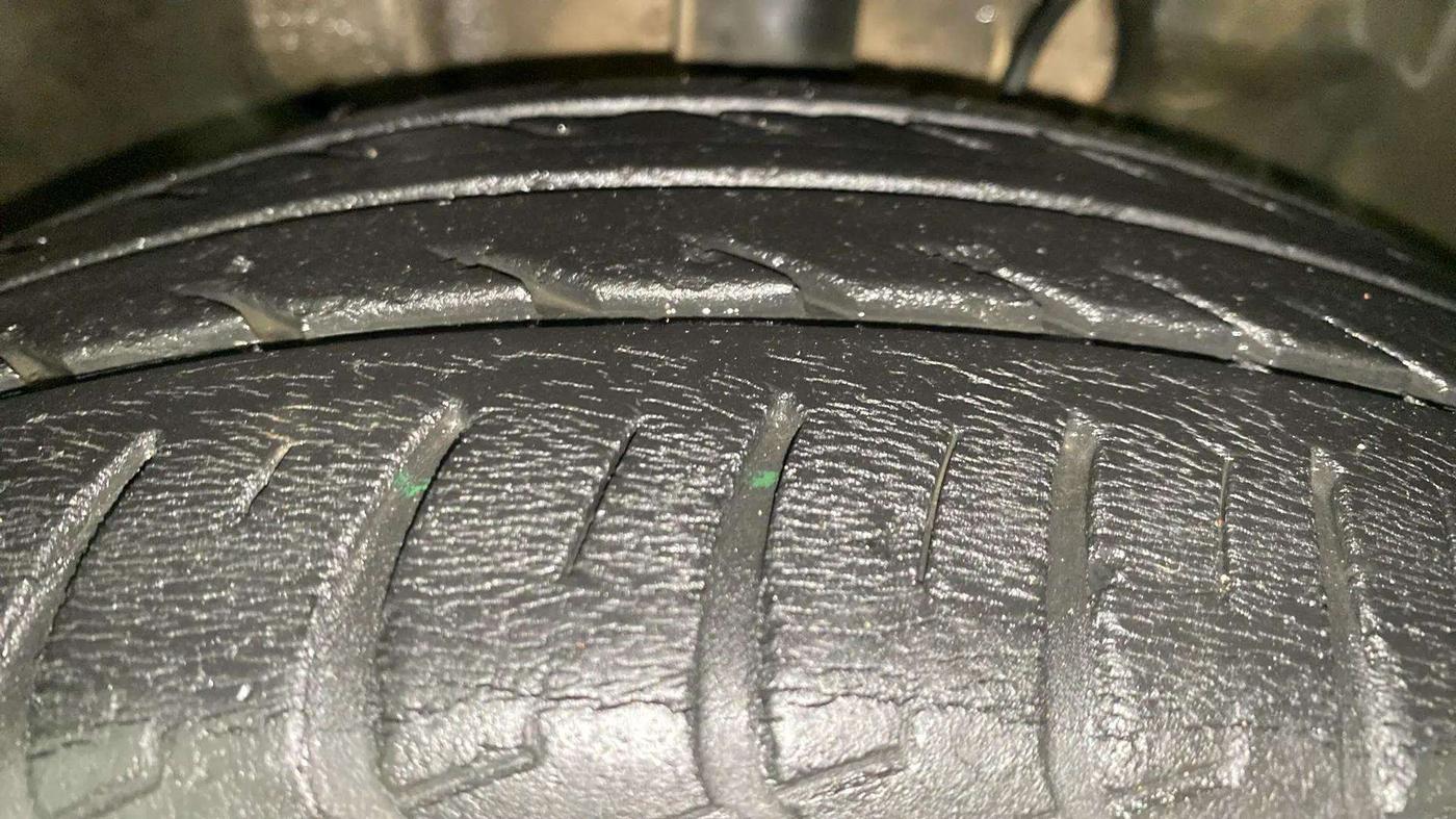 2019 Tata Tiago XZ PLUS PETROL, Petrol, Manual, 36,579 km, Right Front Tyre Tread