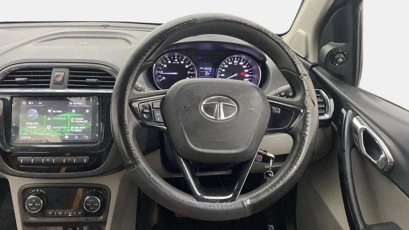2019 Tata Tiago XZ PLUS PETROL, Petrol, Manual, 36,579 km, Steering Wheel Close Up