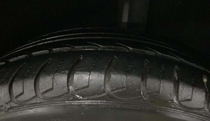 2020 Ford Ecosport TITANIUM 1.5L PETROL AT, Petrol, Automatic, 31,887 km, Left Rear Tyre Tread