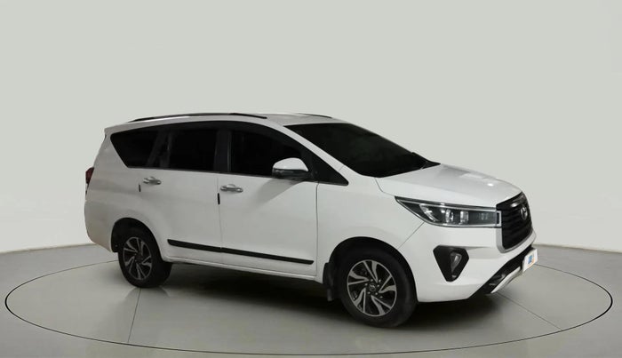 2021 Toyota Innova Crysta 2.4 VX 8 STR, Diesel, Manual, 1,02,341 km, Right Front Diagonal