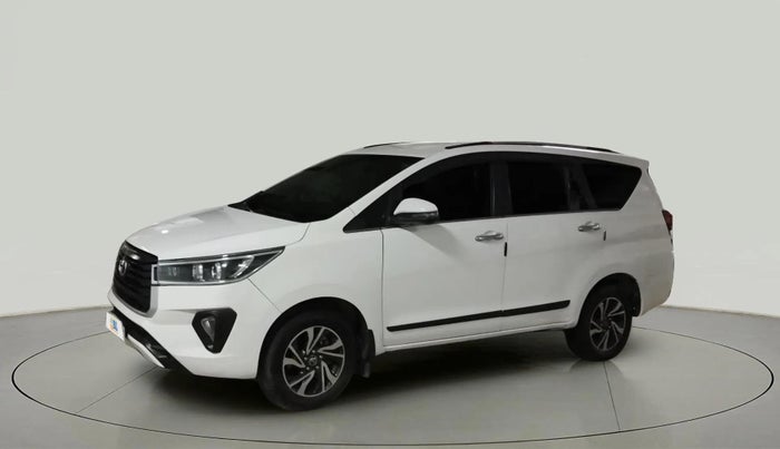 2021 Toyota Innova Crysta 2.4 VX 8 STR, Diesel, Manual, 1,02,341 km, Left Front Diagonal