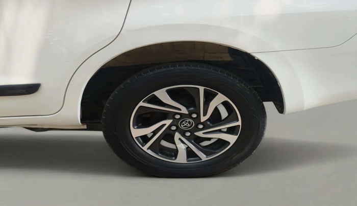 2021 Toyota Innova Crysta 2.4 VX 8 STR, Diesel, Manual, 1,02,341 km, Left Rear Wheel