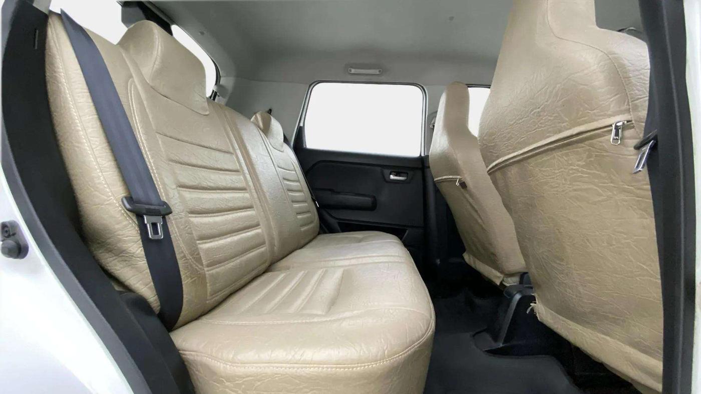 2020 Maruti New Wagon-R VXI 1.2, CNG, Manual, 64,824 km, Right Side Rear Door Cabin
