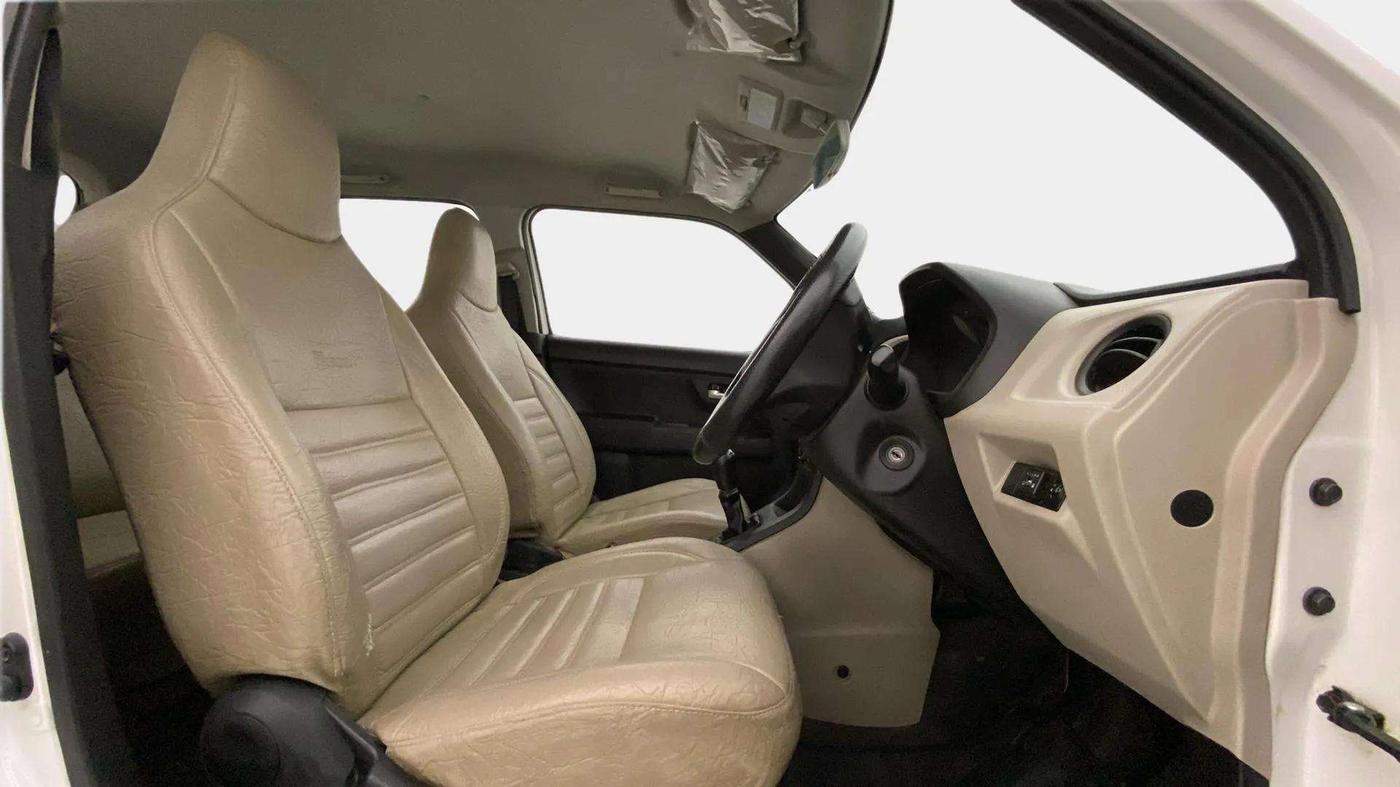 2020 Maruti New Wagon-R VXI 1.2, CNG, Manual, 64,824 km, Right Side Front Door Cabin