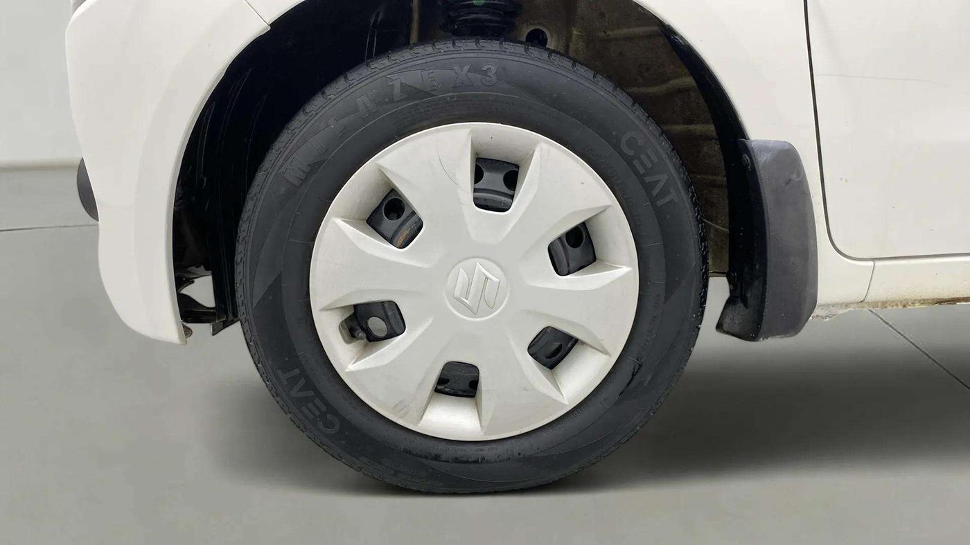 2020 Maruti New Wagon-R VXI 1.2, CNG, Manual, 64,824 km, Left Front Wheel