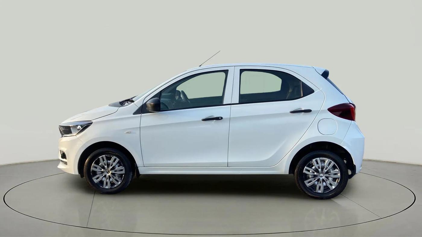 2022 Tata Tiago XM CNG, CNG, Manual, 29,237 km, Left Side
