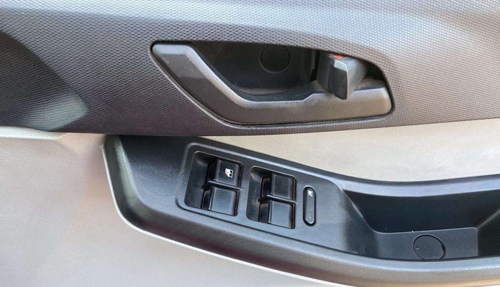 2022 Tata Tiago XM CNG, CNG, Manual, 28,713 km, Driver Side Door Panels Control