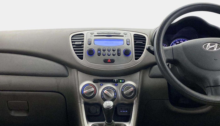 2015 Hyundai i10 SPORTZ 1.1, Petrol, Manual, 66,731 km, Air Conditioner