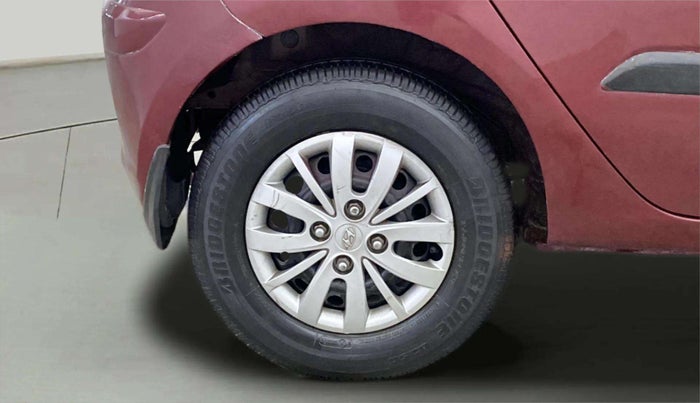 2015 Hyundai i10 SPORTZ 1.1, Petrol, Manual, 66,731 km, Right Rear Wheel
