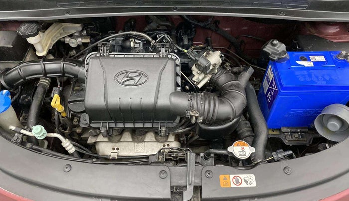 2015 Hyundai i10 SPORTZ 1.1, Petrol, Manual, 66,731 km, Engine View