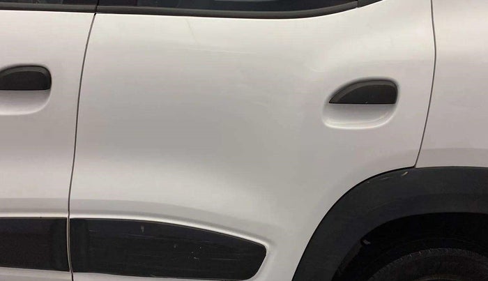 2017 Renault Kwid RXT 0.8, Petrol, Manual, 32,223 km, Rear left door - Graphic sticker