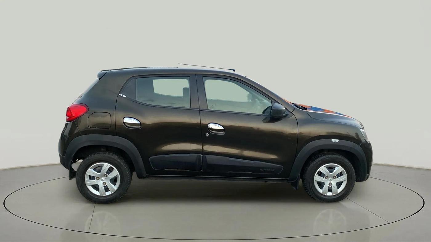 2017 Renault Kwid RXT 0.8, Petrol, Manual, 36,665 km, Right Side View