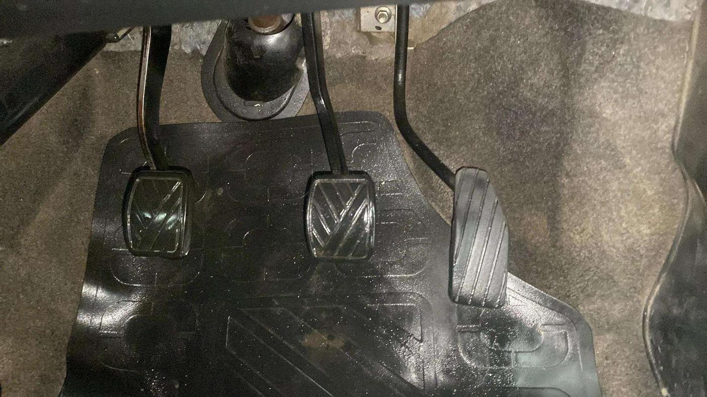 2013 Maruti Wagon R 1.0 LXI CNG, CNG, Manual, 71,519 km, Pedals