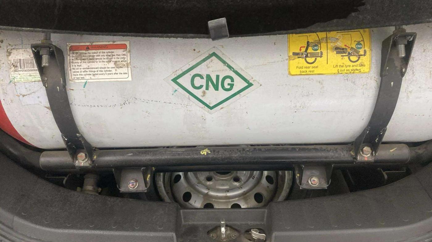 2013 Maruti Wagon R 1.0 LXI CNG, CNG, Manual, 71,519 km, Boot Inside