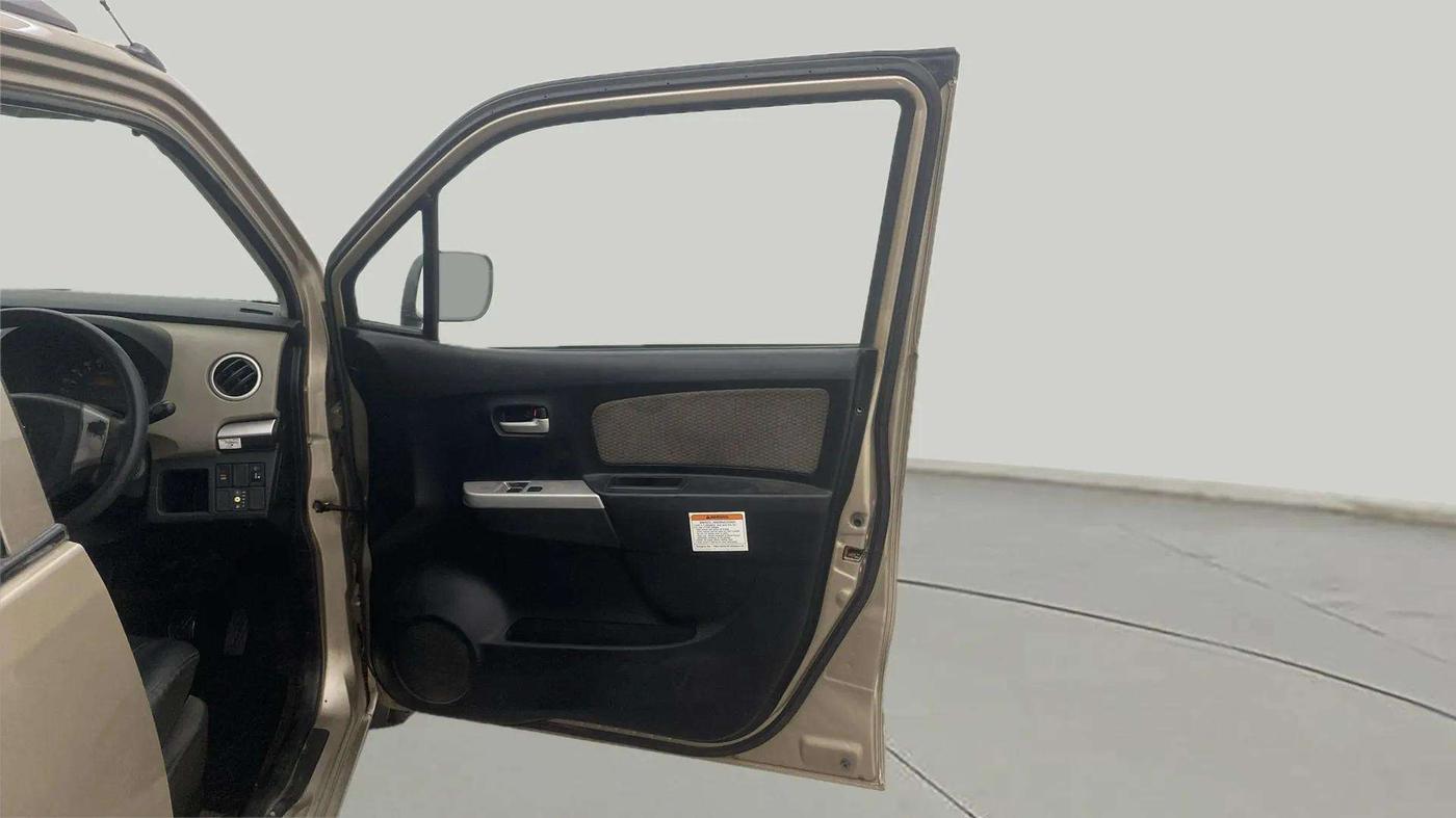 2013 Maruti Wagon R 1.0 LXI CNG, CNG, Manual, 71,519 km, RHS Front Door