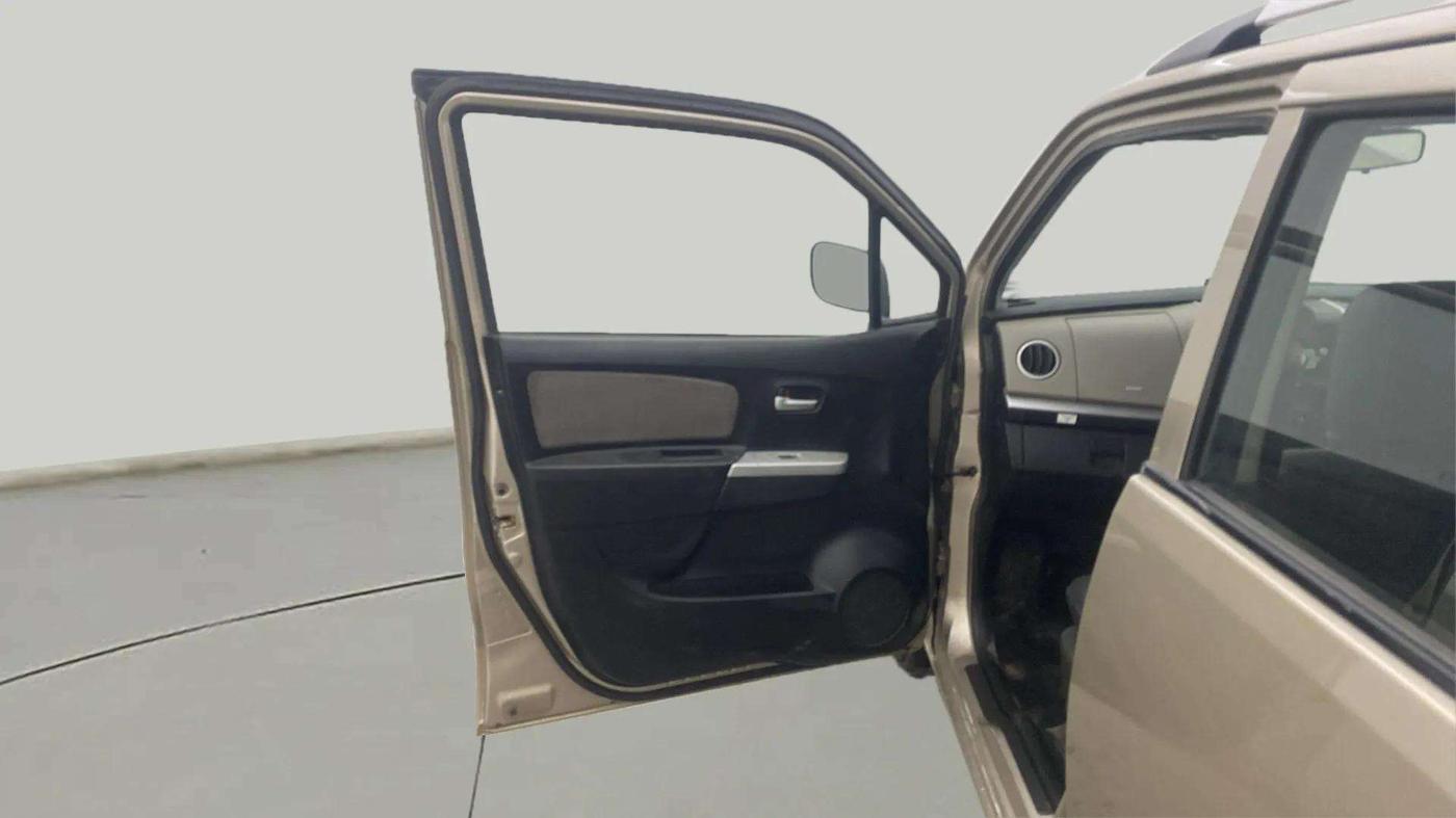 2013 Maruti Wagon R 1.0 LXI CNG, CNG, Manual, 71,519 km, LHS Front Door