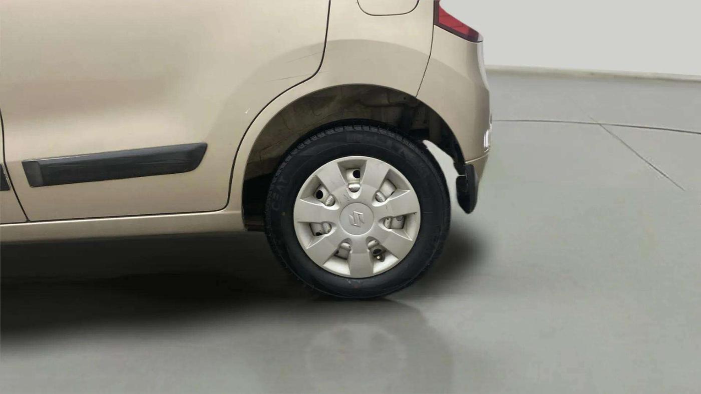 2013 Maruti Wagon R 1.0 LXI CNG, CNG, Manual, 71,519 km, Left Rear Wheel