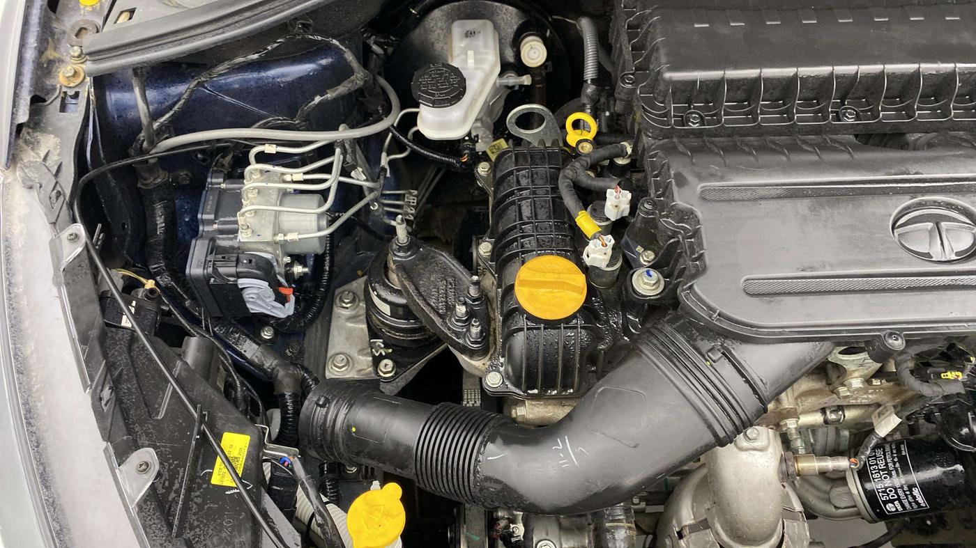 2023 Tata Tiago XZA PLUS PETROL, Petrol, Automatic, 6,785 km, Engine View - Right