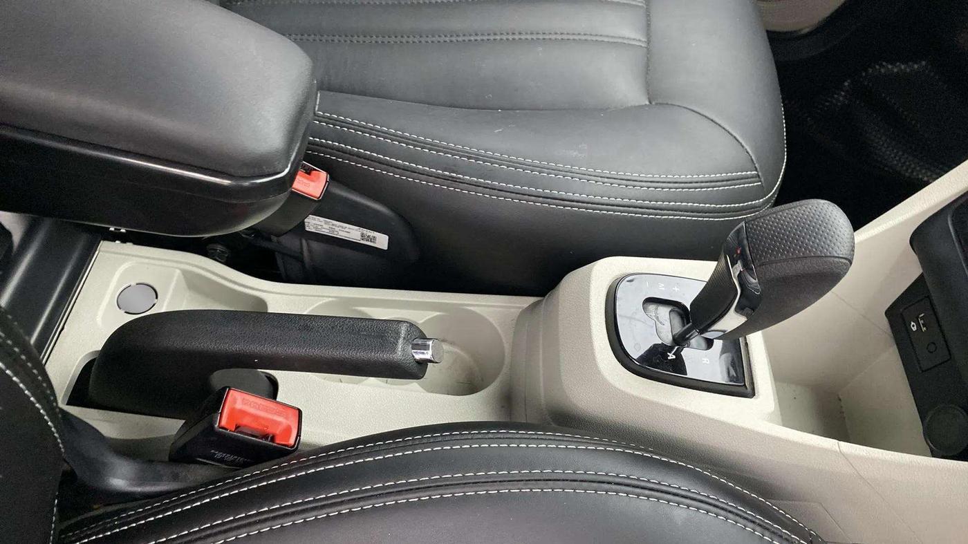 2023 Tata Tiago XZA PLUS PETROL, Petrol, Automatic, 6,785 km, Gear Lever