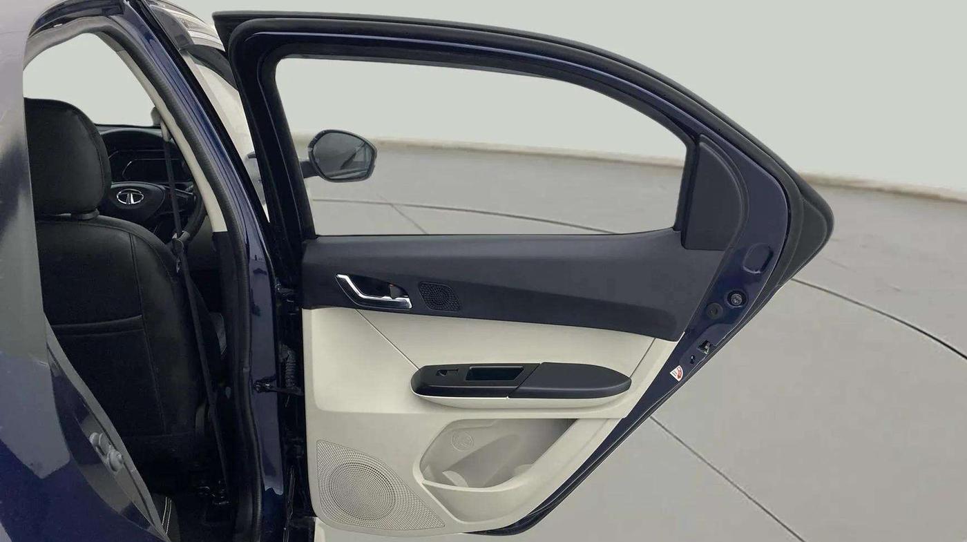 2023 Tata Tiago XZA PLUS PETROL, Petrol, Automatic, 6,785 km, RHS Rear Door