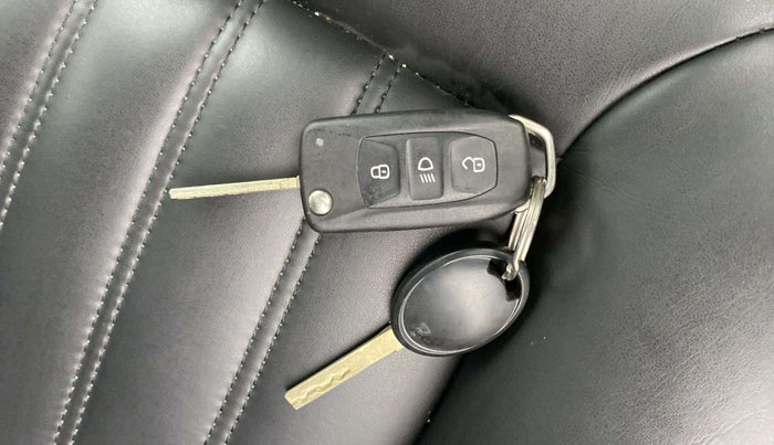 2023 Tata Tiago XZA PLUS PETROL, Petrol, Automatic, 6,672 km, Key Close Up