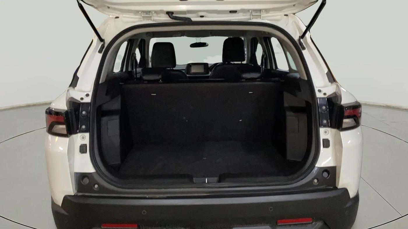 2024 Maruti BREZZA VXI, Petrol, Manual, 14,936 km, Boot Inside