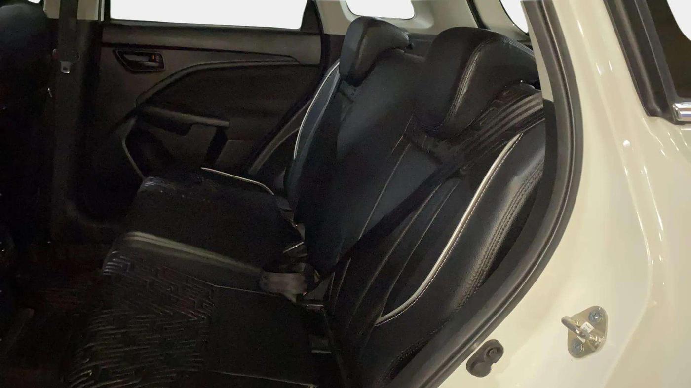 2024 Maruti BREZZA VXI, Petrol, Manual, 14,936 km, Right Side Rear Door Cabin
