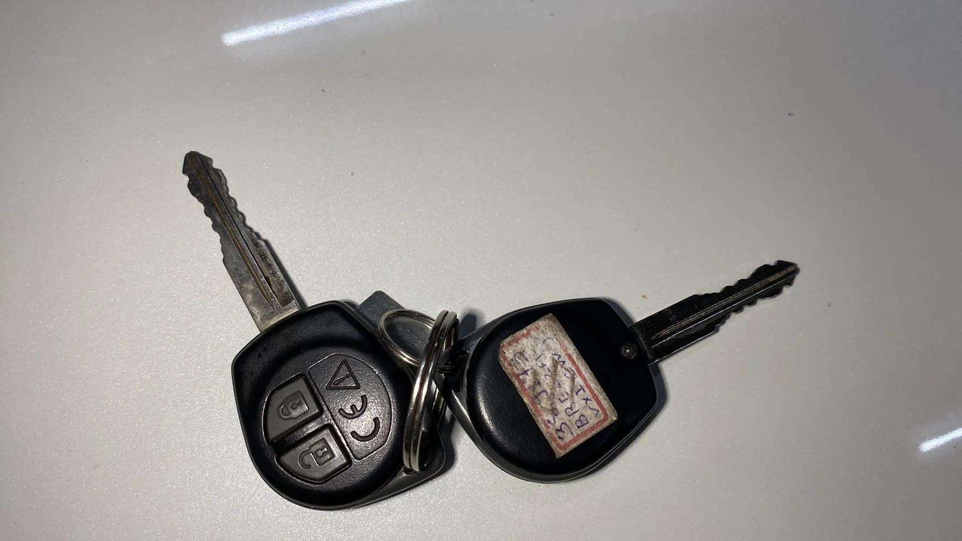 2024 Maruti BREZZA VXI, Petrol, Manual, 14,936 km, Key Close Up