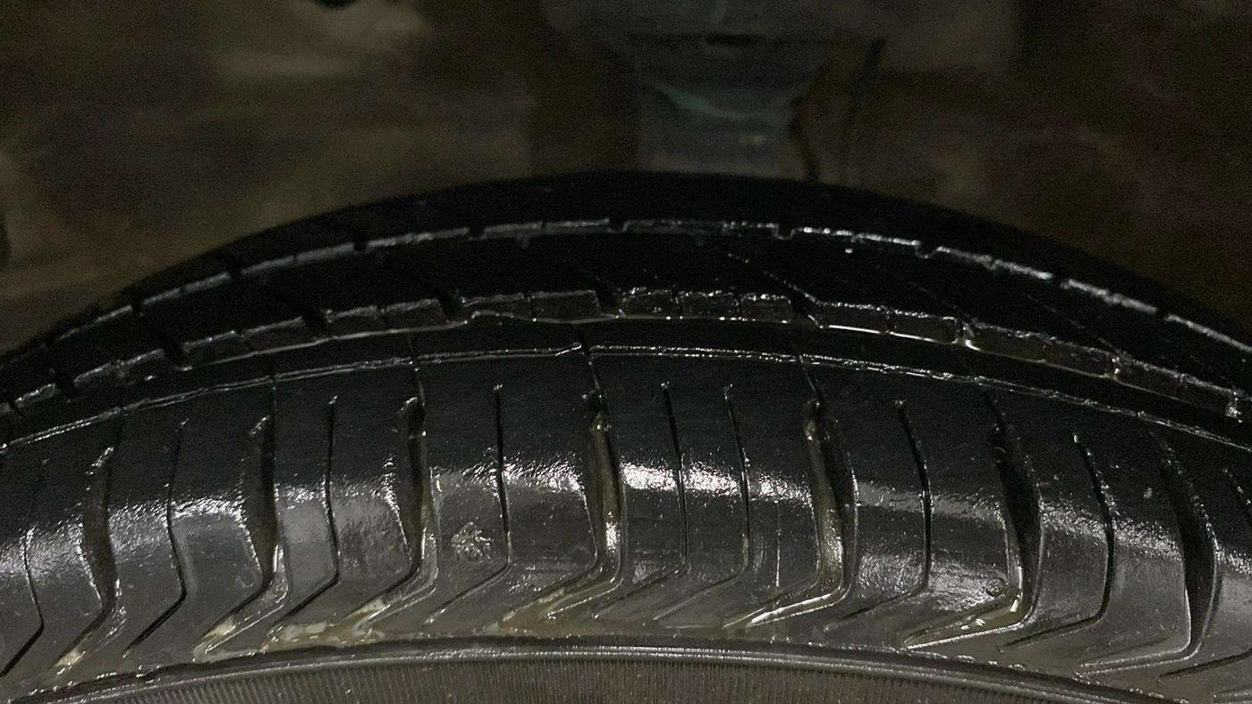 2017 Maruti Wagon R 1.0 LXI CNG, CNG, Manual, 46,724 km, Left Front Tyre Tread