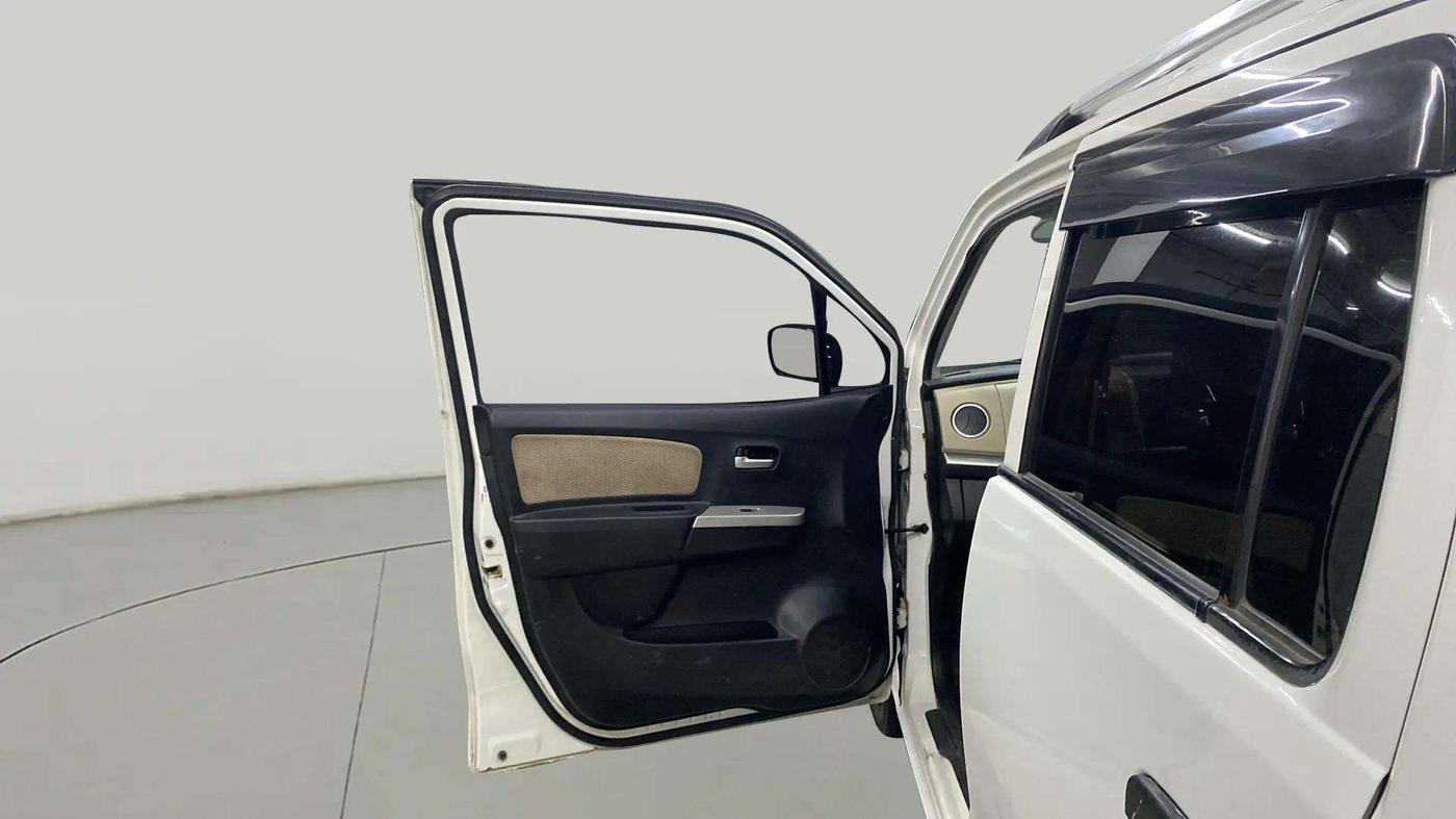 2017 Maruti Wagon R 1.0 LXI CNG, CNG, Manual, 46,724 km, LHS Front Door