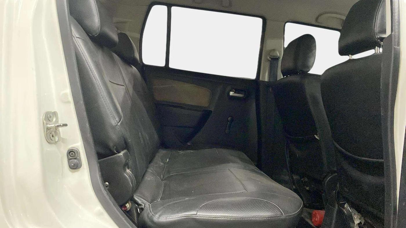 2017 Maruti Wagon R 1.0 LXI CNG, CNG, Manual, 46,724 km, Right Side Rear Door Cabin