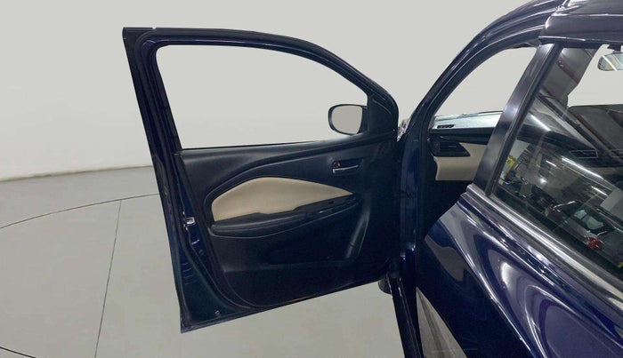 2022 Toyota Glanza G, Petrol, Manual, 25,225 km, LHS Front Door