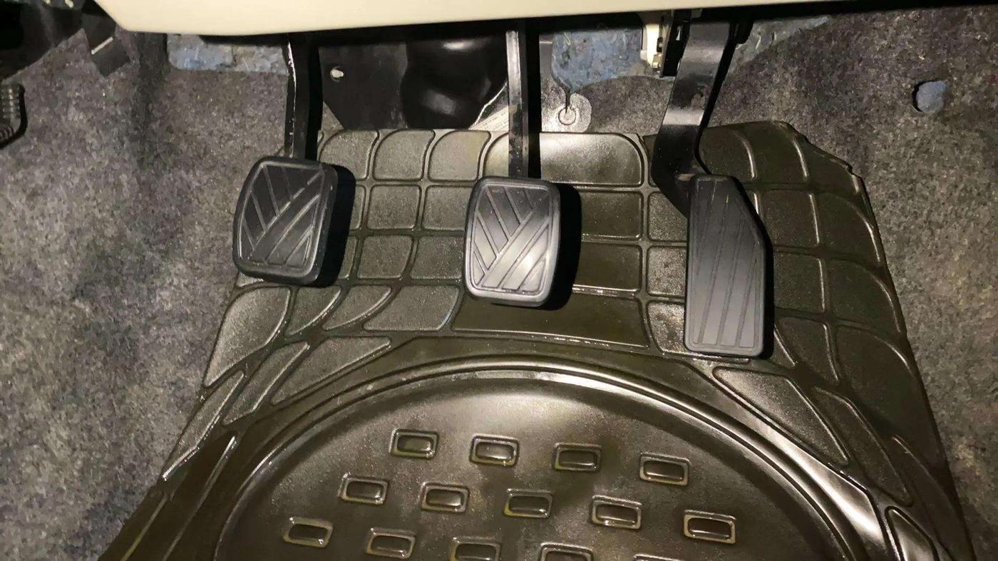 2016 Maruti Celerio ZXI, Petrol, Manual, 34,179 km, Pedals