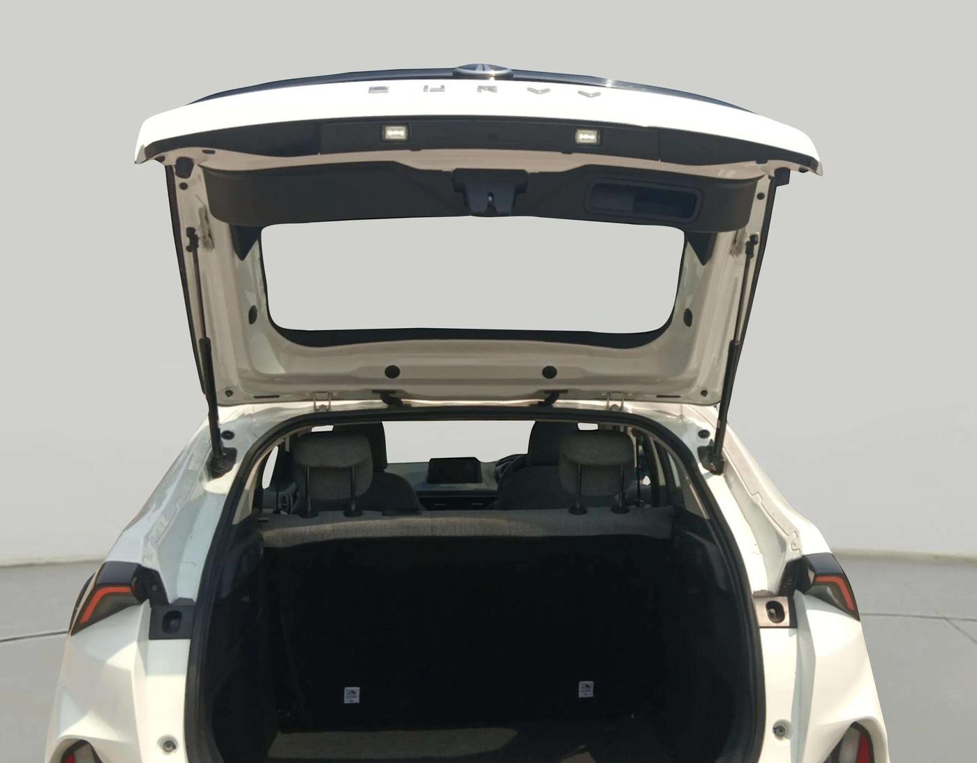 2024 Tata Curvv Pure Plus 1.2 Petrol 6MT, Petrol, Manual, 2,768 km, Boot Door Open