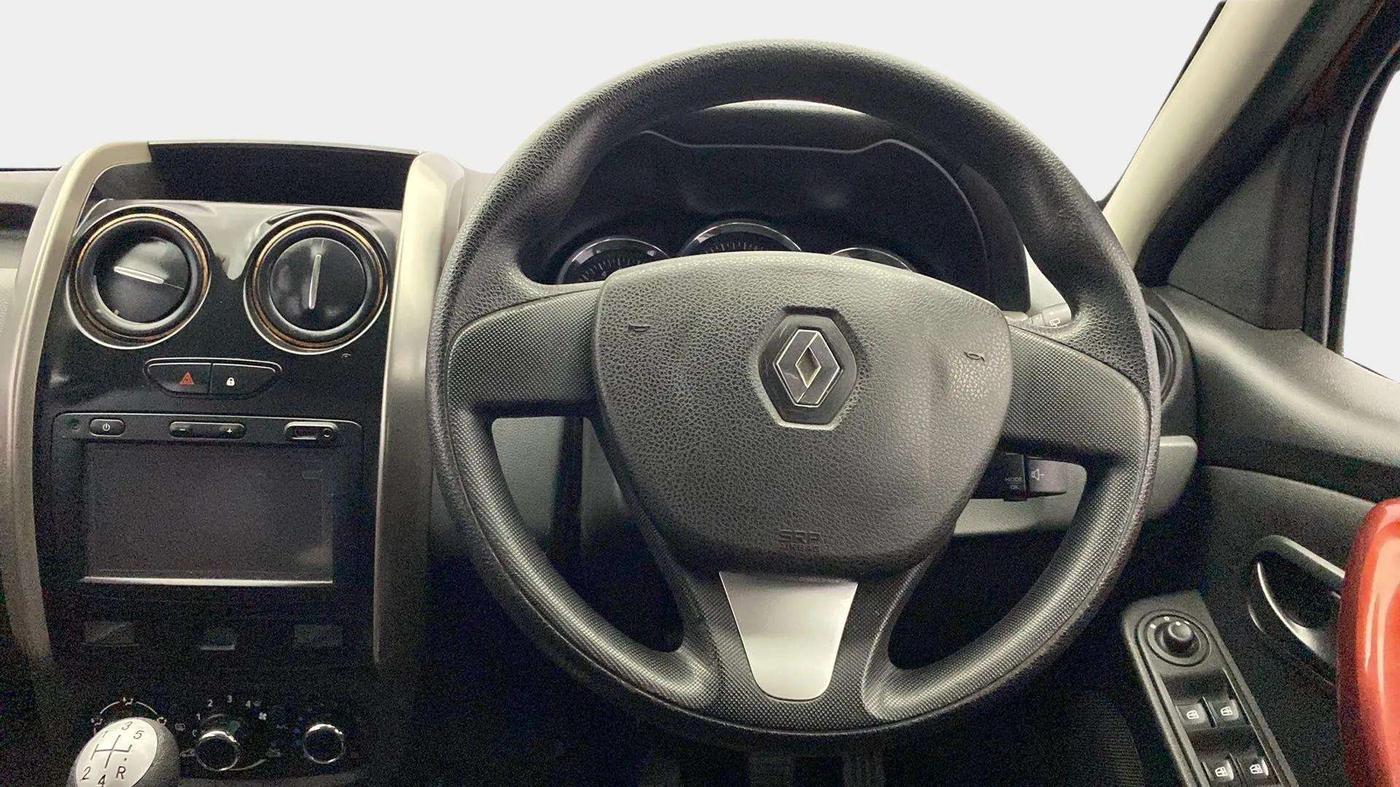 2018 Renault Duster 85 PS RXS MT DIESEL, Diesel, Manual, 51,342 km, Steering Wheel Close Up