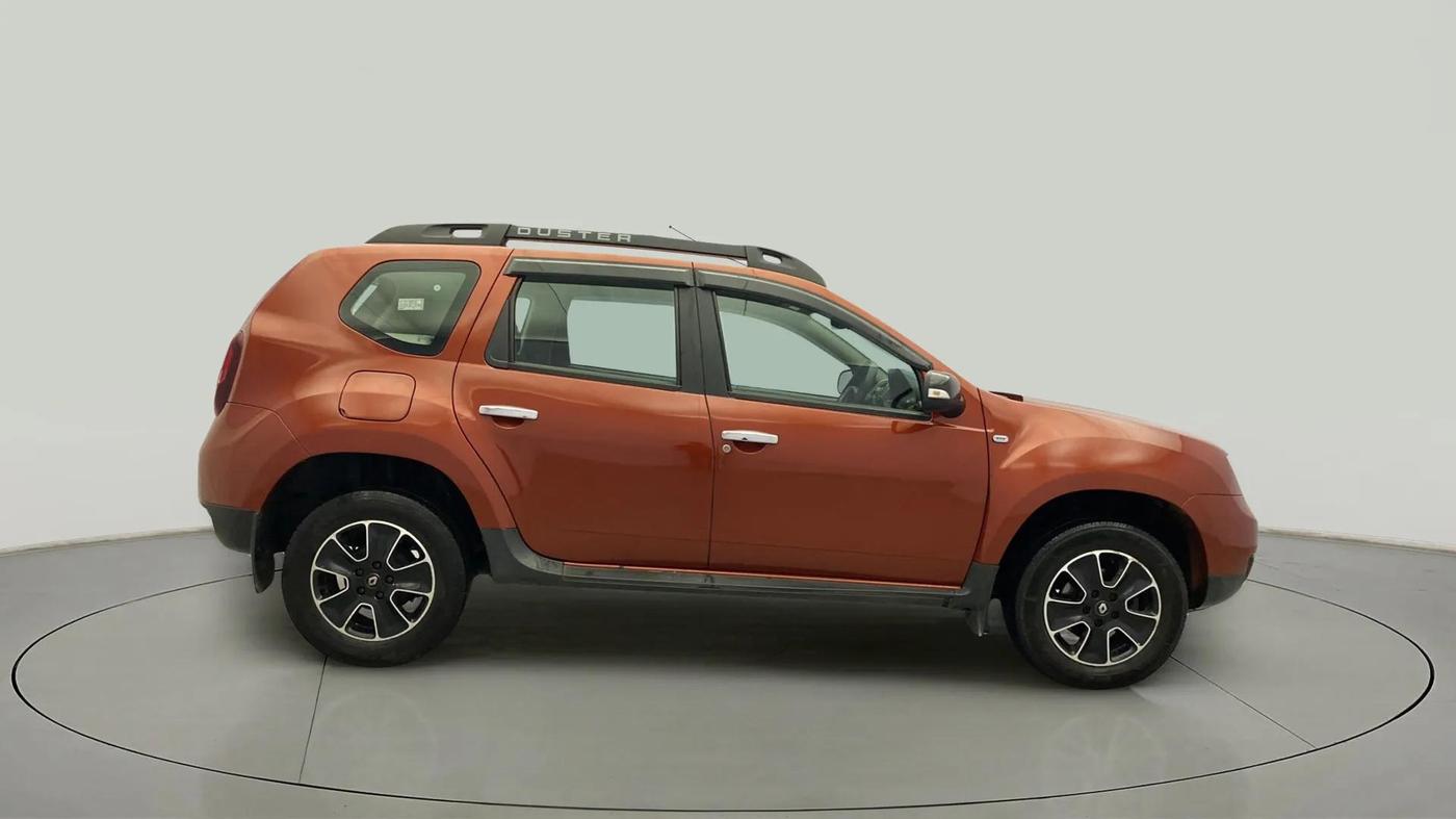 2018 Renault Duster 85 PS RXS MT DIESEL, Diesel, Manual, 51,342 km, Right Side View