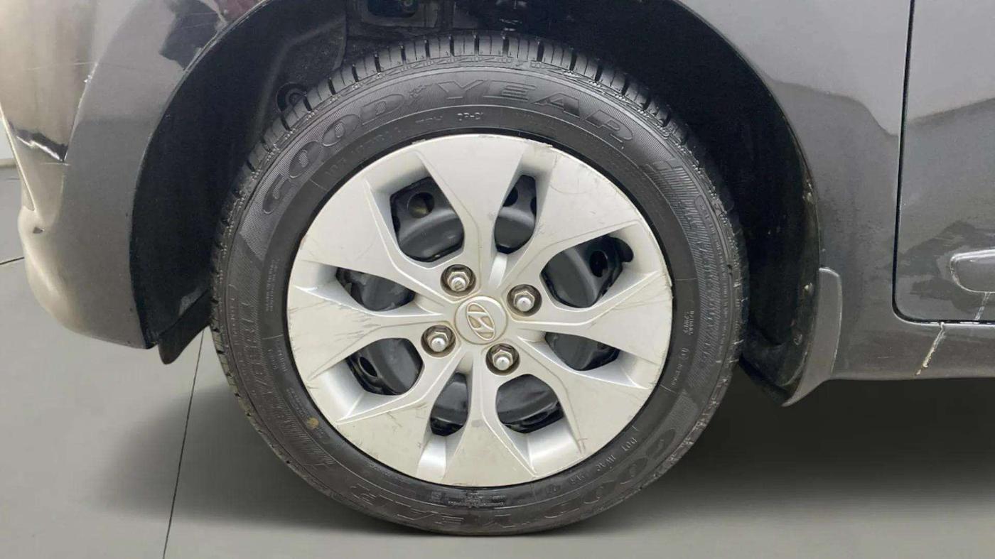 2014 Hyundai Xcent BASE 1.2, Petrol, Manual, 89,576 km, Left Front Wheel