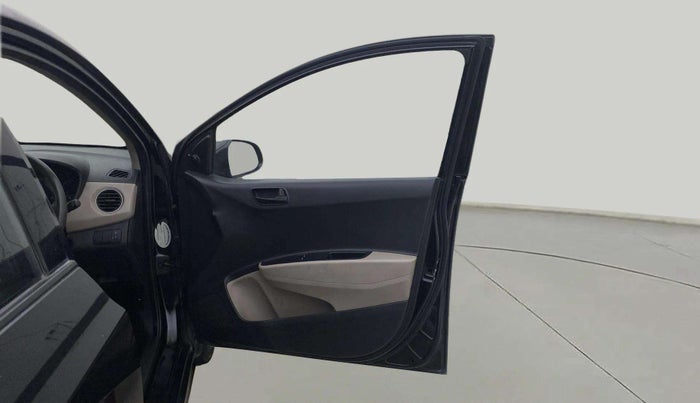 2014 Hyundai Xcent BASE 1.2, Petrol, Manual, 89,426 km, RHS Front Door
