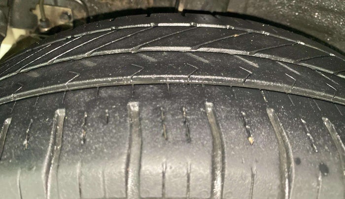 2014 Hyundai Xcent BASE 1.2, Petrol, Manual, 89,426 km, Right Rear Tyre Tread