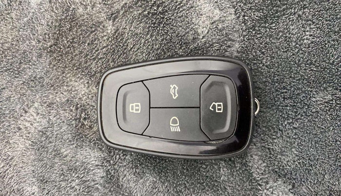 2021 Tata ALTROZ XT PETROL, Petrol, Manual, 57,346 km, Key Close Up