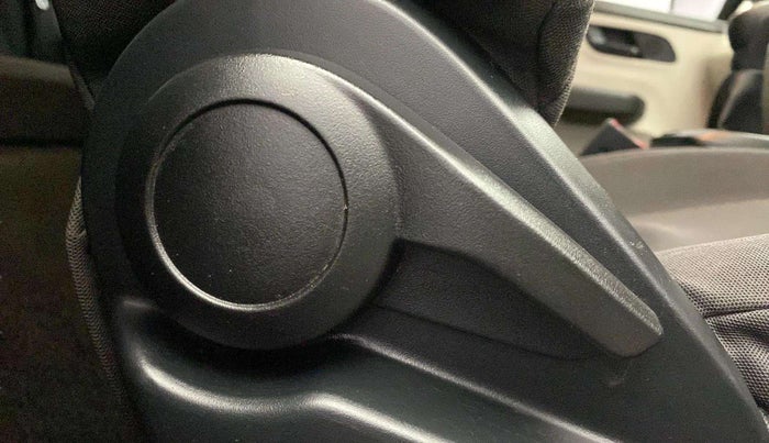 2021 Tata ALTROZ XT PETROL, Petrol, Manual, 57,346 km, Driver Side Adjustment Panel