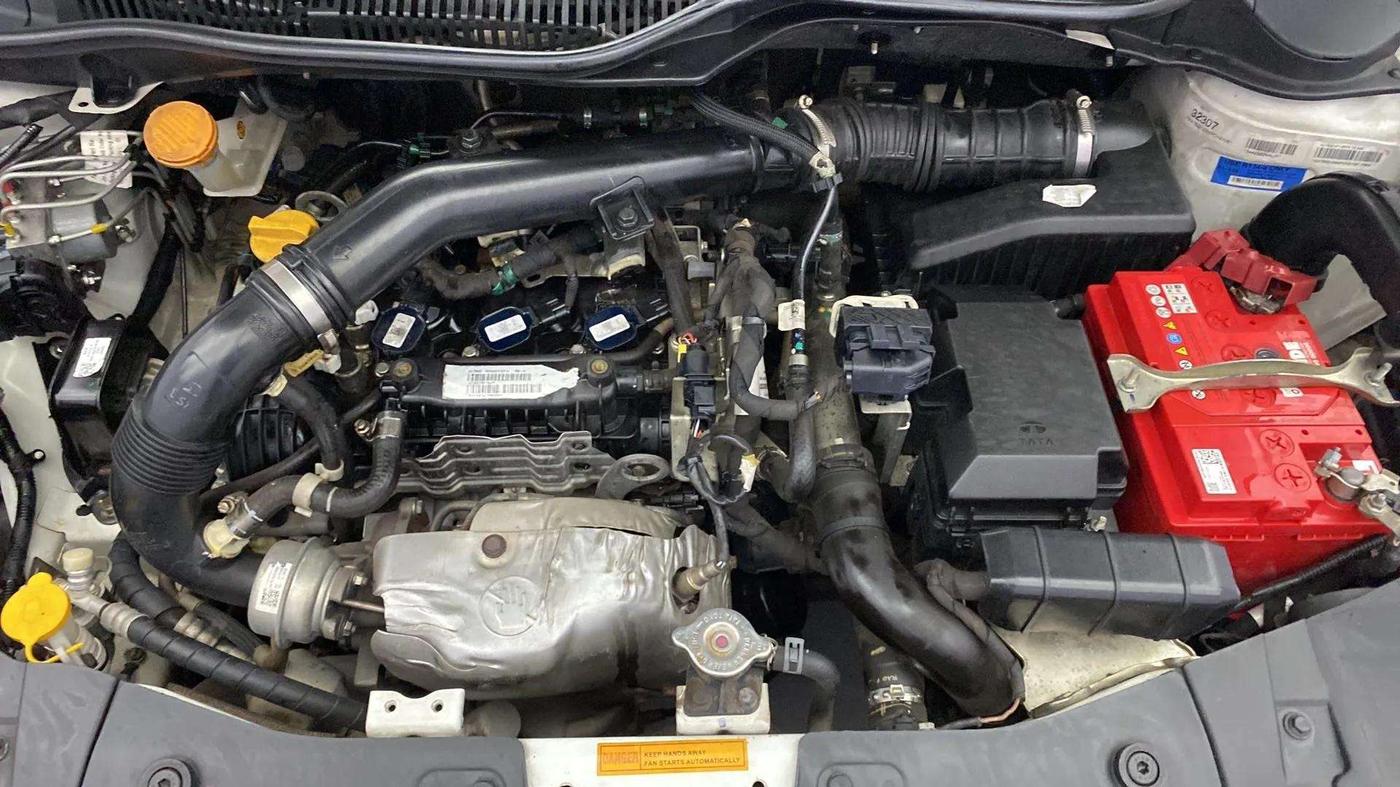 2021 Tata ALTROZ XT PETROL, Petrol, Manual, 57,397 km, Open Bonet