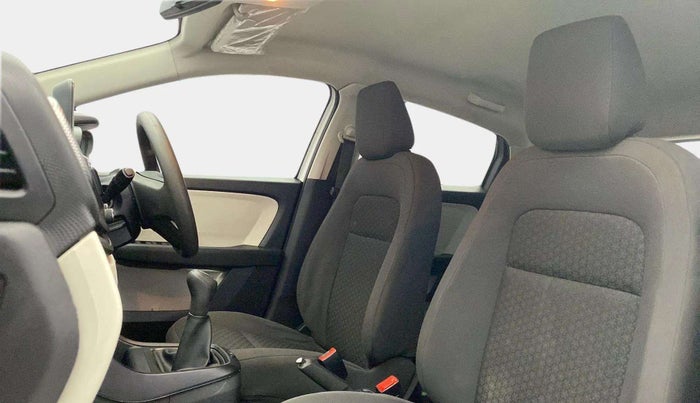 2021 Tata ALTROZ XT PETROL, Petrol, Manual, 57,346 km, Right Side Front Door Cabin