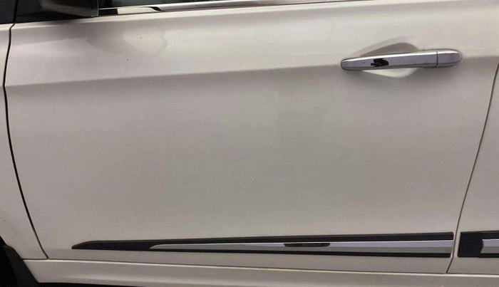 2020 Tata Tiago XZ PLUS PETROL, Petrol, Manual, 32,273 km, Front passenger door - Minor scratches